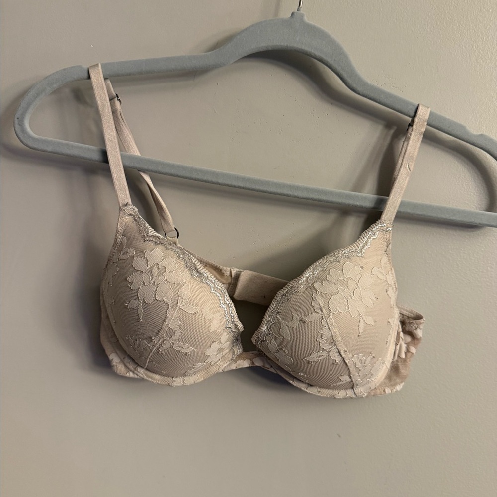 Victoria’s Secret Dream Angels Push Up Bra 32C Nude Lace Underwire